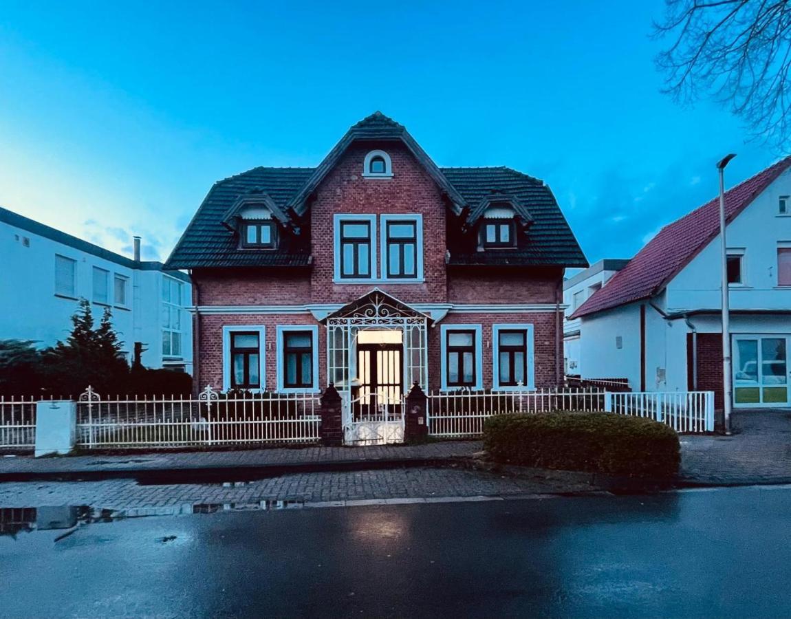 Leben & Wohnen In Einer Historischen Villa Бад-Эйнхаузен Экстерьер фото